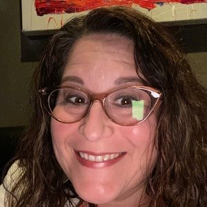 Meet your Posher, Gina